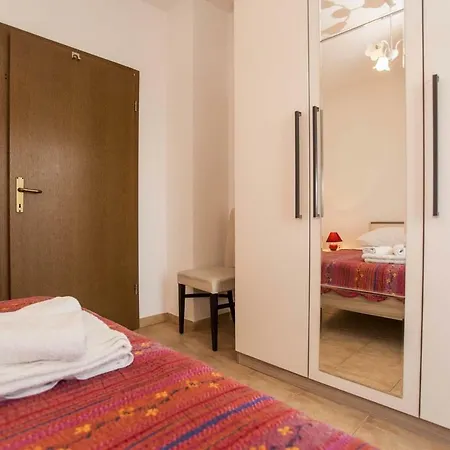 Matteo Apartment *