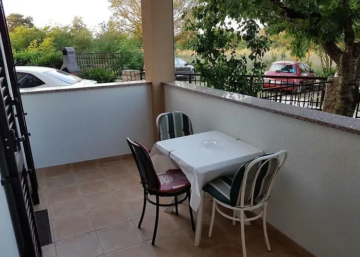 Matteo 아파트 로비니